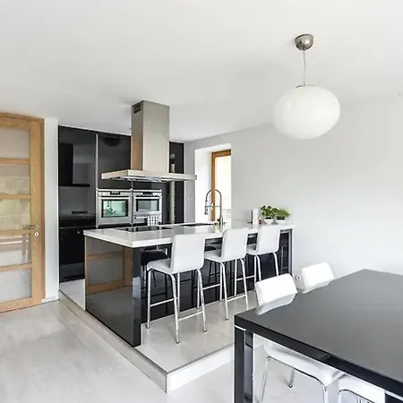 #1 With Double Bed In A With Nice Pool * Ústí nad Labem
