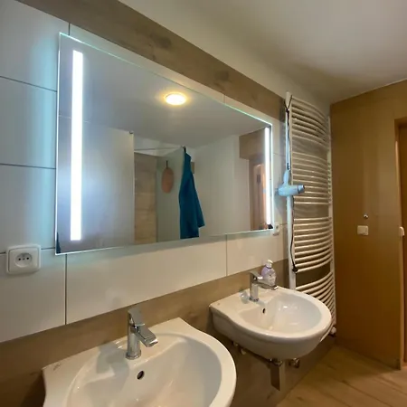 #1 With Double Bed In A With Nice Pool