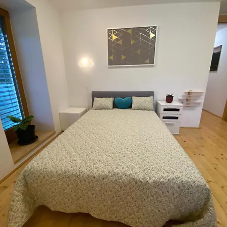 #1 With Double Bed In A With Nice Pool * Ústí nad Labem