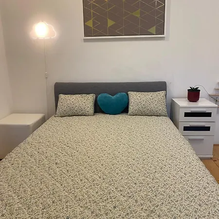 Apartamento #1 With Double Bed In A With Nice Pool Ústí nad Labem