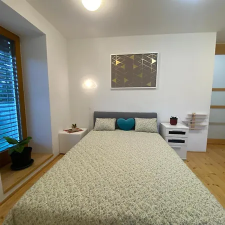 #1 With Double Bed In A With Nice Pool Apartamento *